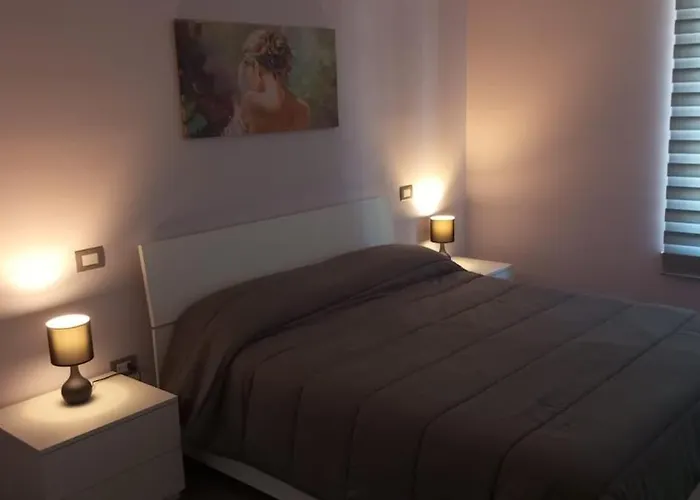 Ai Piedi Della Collina Appartamento