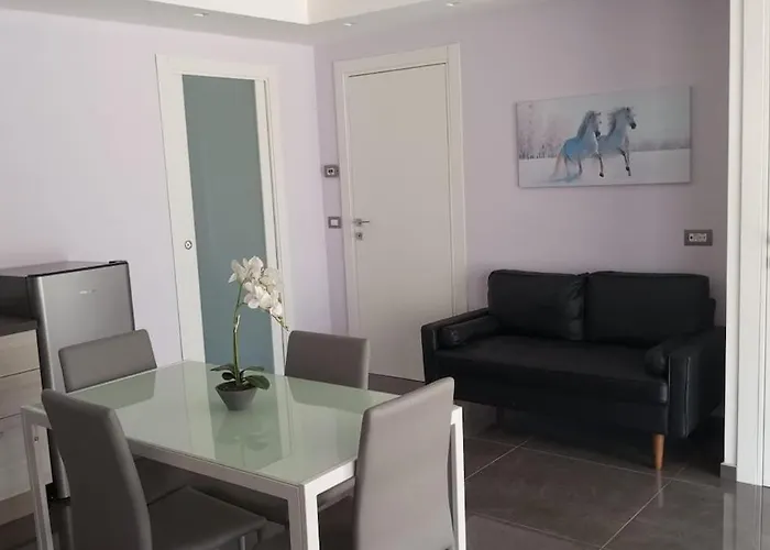 Appartamento Ai Piedi Della Collina *